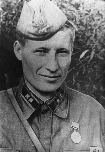 Лейтенант Нагаев в августе 1942 года